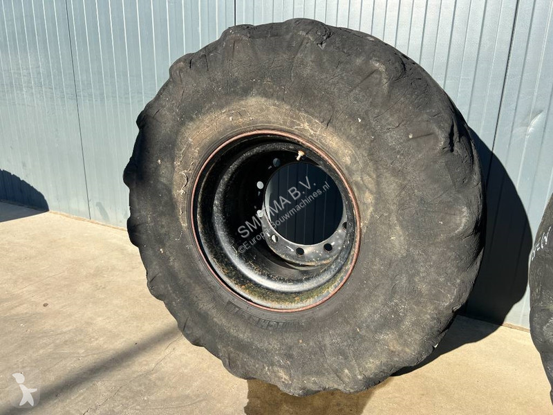 Náhradní díly stavba Michelin 445/70R19.5 incl....