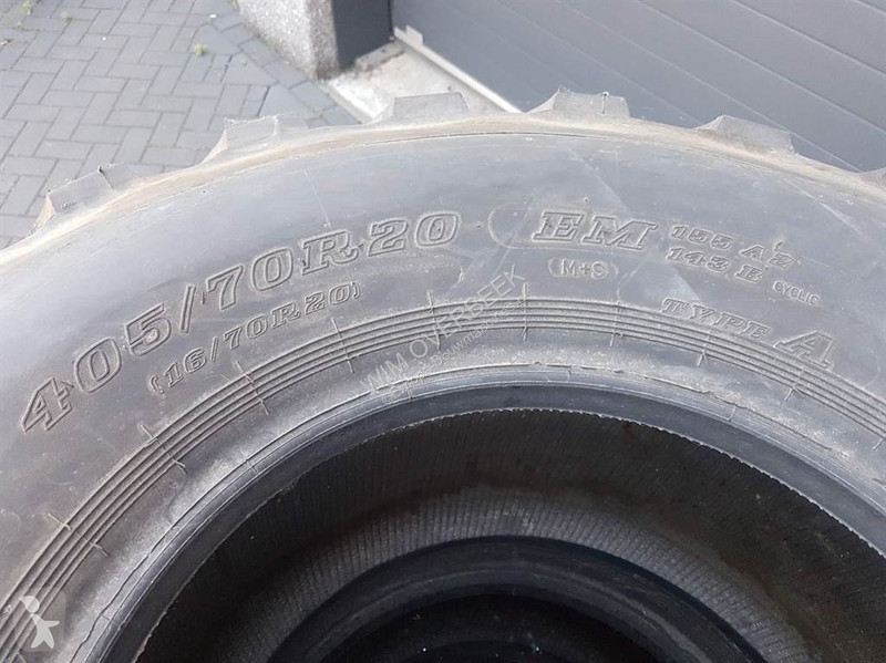 Losse onderdelen bouwmachines  (Dunlop / Mitas)...