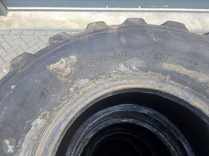 Запчасти для спецтехники Dunlop 405/70R18...