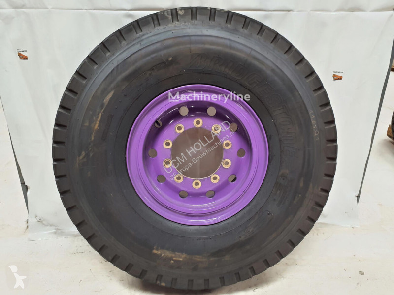 Pièces engins tp Liebherr Crane Tires/Rims for...