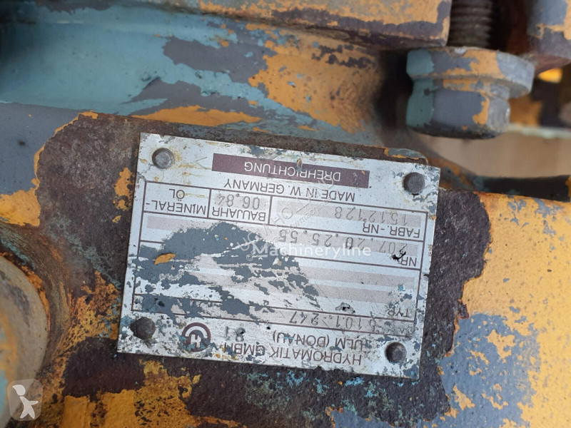 قطع غيار الأشغال العمومية Liebherr LT 1090...