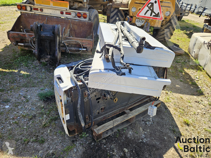 Pezzi di ricambio macchine movimento terra Carrier