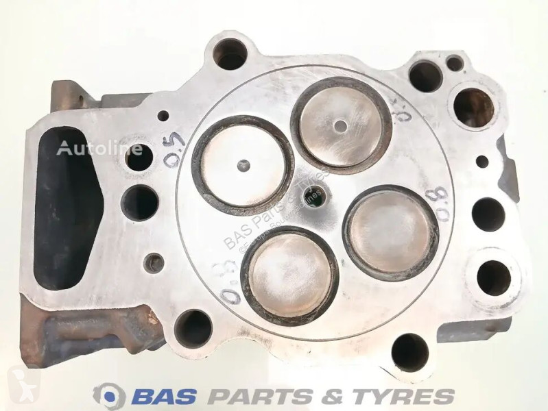 قطع غيار الآليات الثقيلة Scania Cylinderhead...