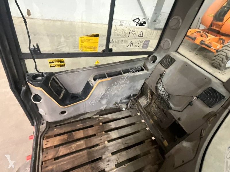 قطع غيار الأشغال العمومية Volvo D