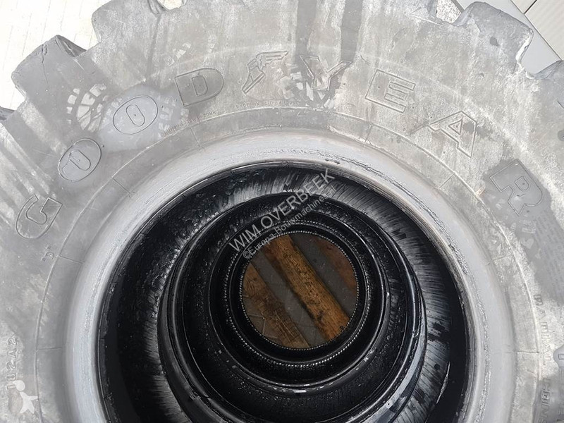Náhradní díly stavba Liebherr L514...
