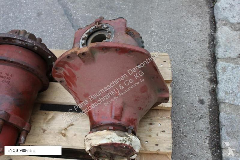 Pezzi di ricambio macchine movimento terra ZF...
