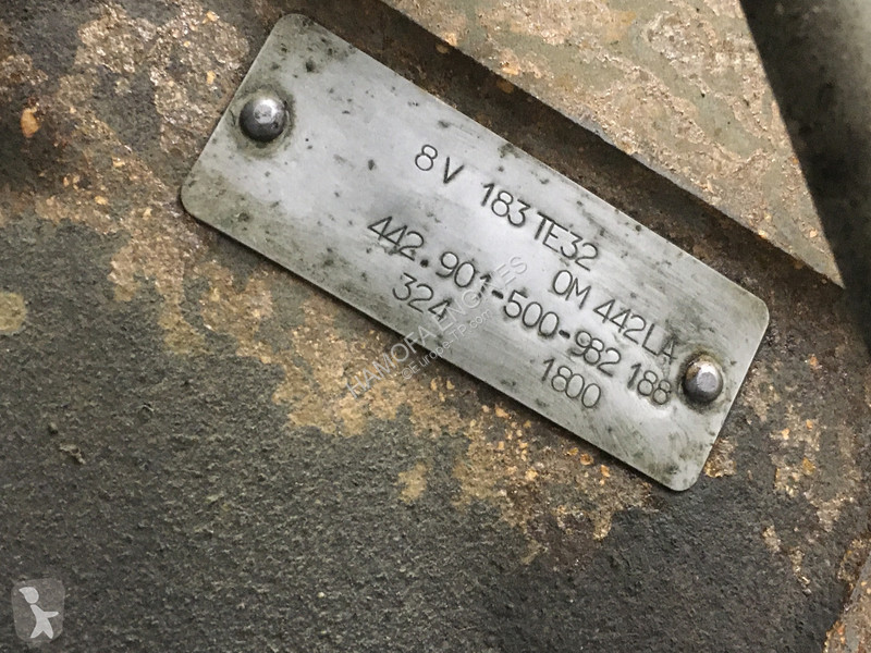 Náhradné diely na stavebné stroje Mercedes-Benz...