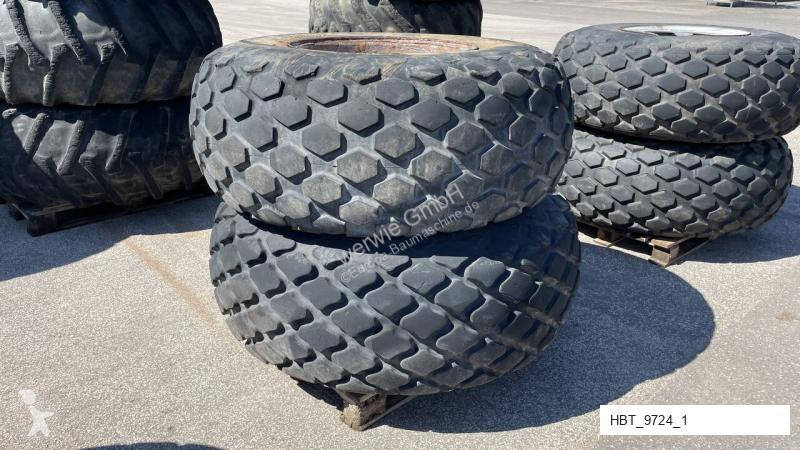Losse onderdelen bouwmachines Hamm Reifen für...