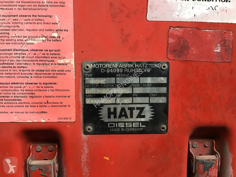 Pezzi di ricambio macchine movimento terra Hatz...