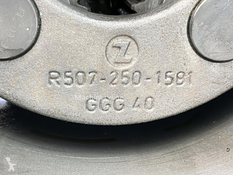 Pièces engins tp  Moteur de translation Kessler...