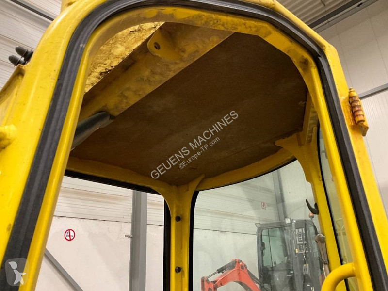 Pezzi di ricambio macchine movimento terra...
