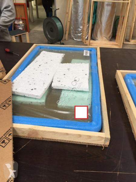 قطع غيار الأشغال العمومية   vitres pour pelles...