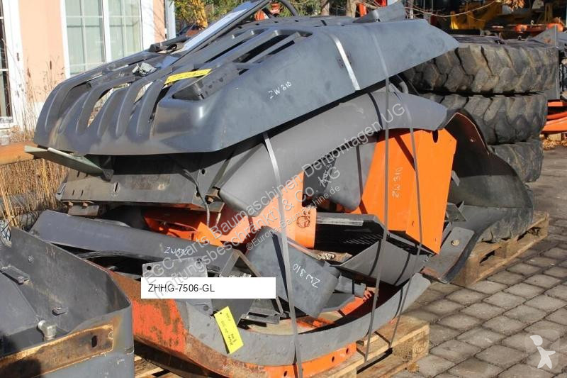 Pezzi di ricambio macchine movimento terra Hitachi