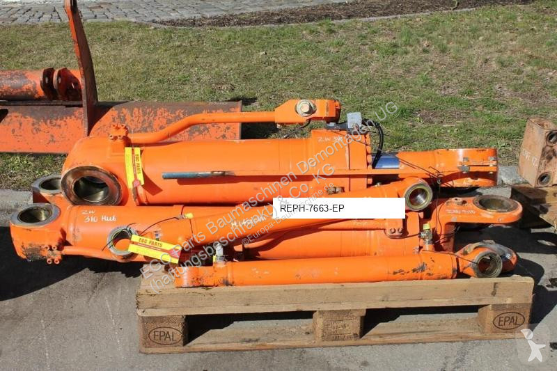 Pezzi di ricambio macchine movimento terra Hitachi