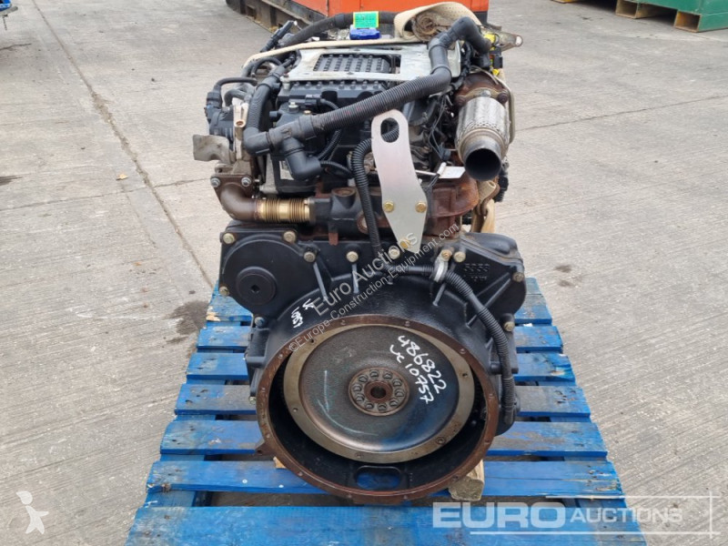 قطع غيار الأشغال العمومية JCB