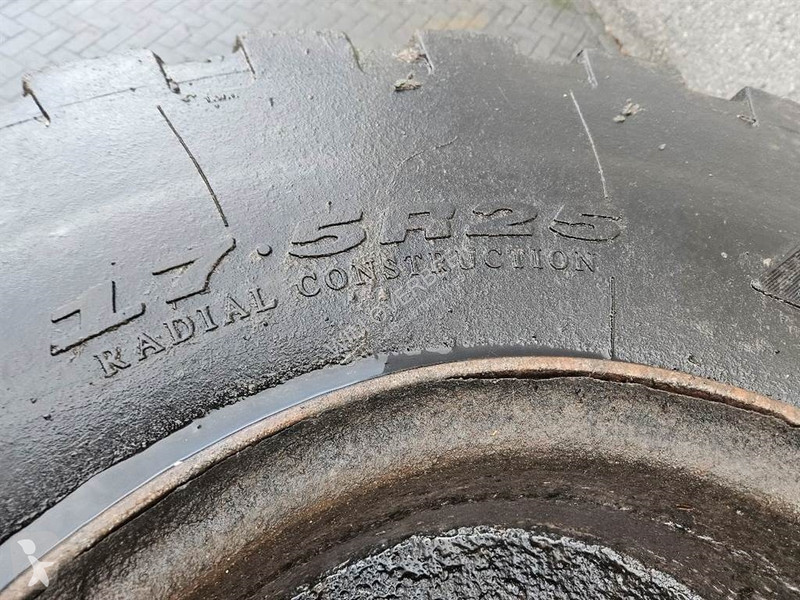 Запчасти для спецтехники New Holland...