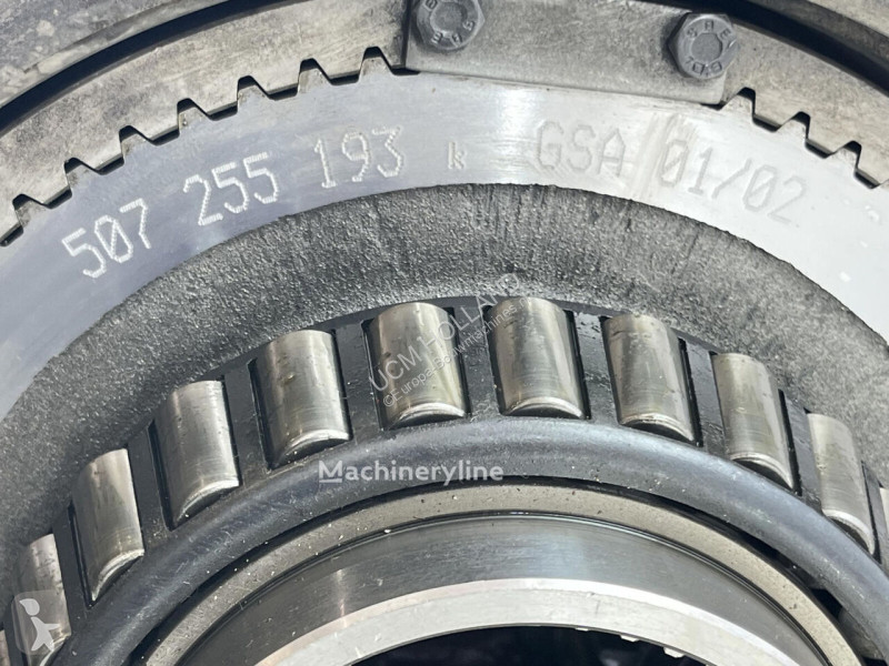 قطع غيار الأشغال العمومية Liebherr