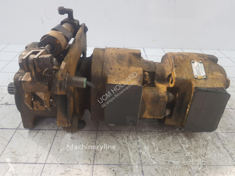 Pièces engins tp Grove 880 ATT PTO and Gear pump