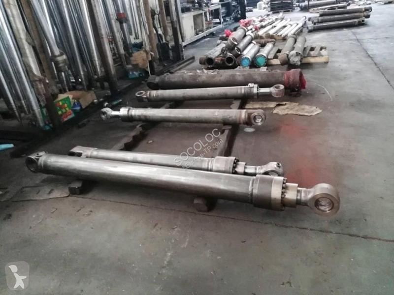 Pièces engins tp   PIECES DETACHEES POUR...
