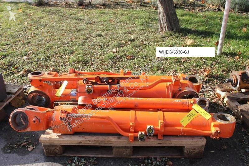 Pezzi di ricambio macchine movimento terra Hitachi