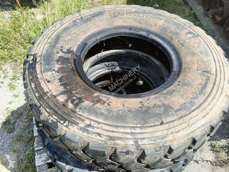 Losse onderdelen bouwmachines Michelin 6,50 R16...