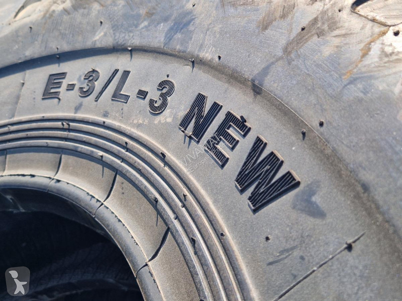 Pièces engins tp  17.5R25