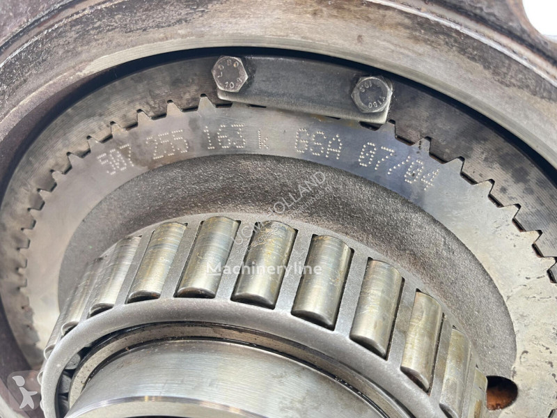 قطع غيار الأشغال العمومية Liebherr