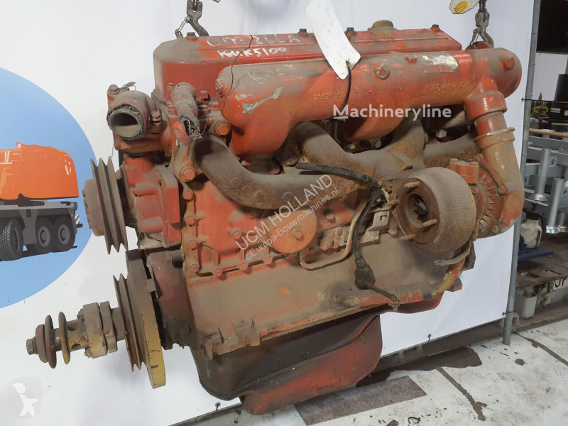 Losse onderdelen bouwmachines  KMK 5100 engine...