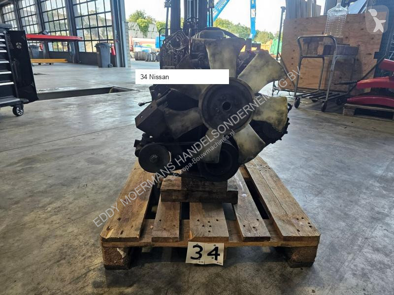 قطع غيار الأشغال العمومية Nissan 2.5 Diesel...
