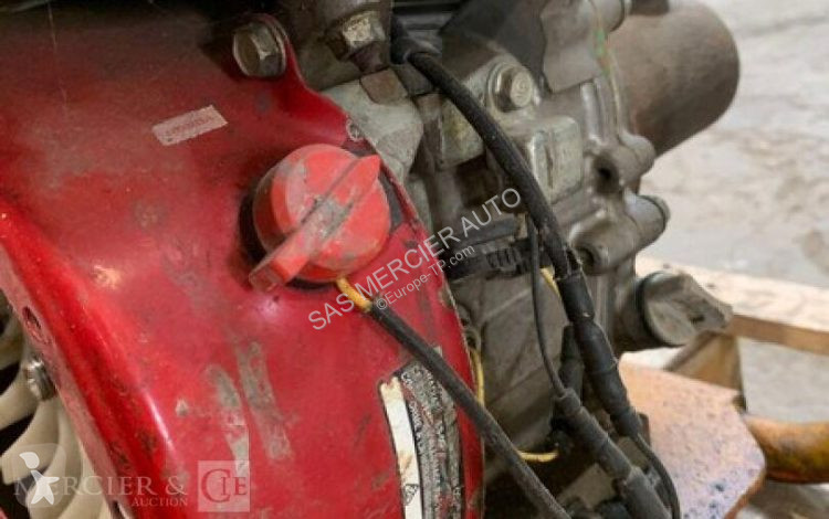 Compacteur Altrad pompe de surface essence pour...