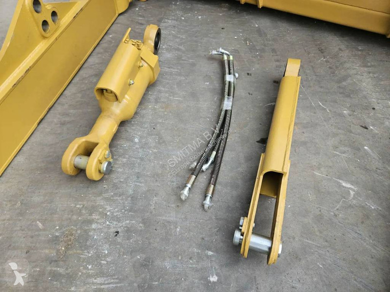 Buldozer  D8T