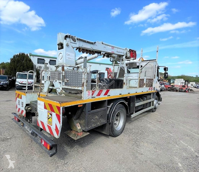 تخريم وتثقيب وتقطيع Renault TARIERE GRUE EUIL