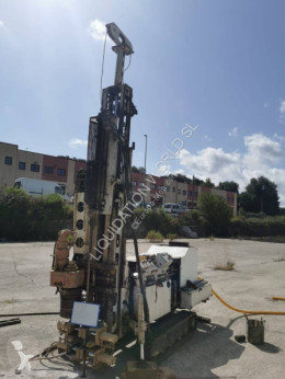 تخريم وتثقيب وتقطيع Comacchio Drill 910 50 mts آلة تخريم مستعمل