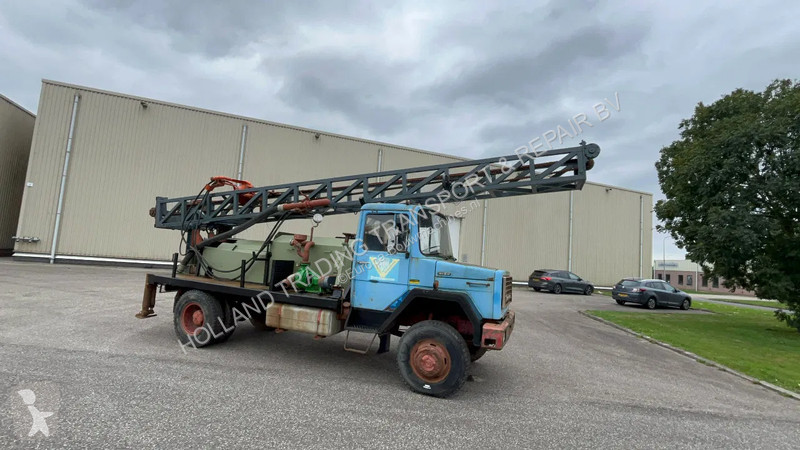 Bore-, hamre-, skæremaskine Bomag Iveco magirus...