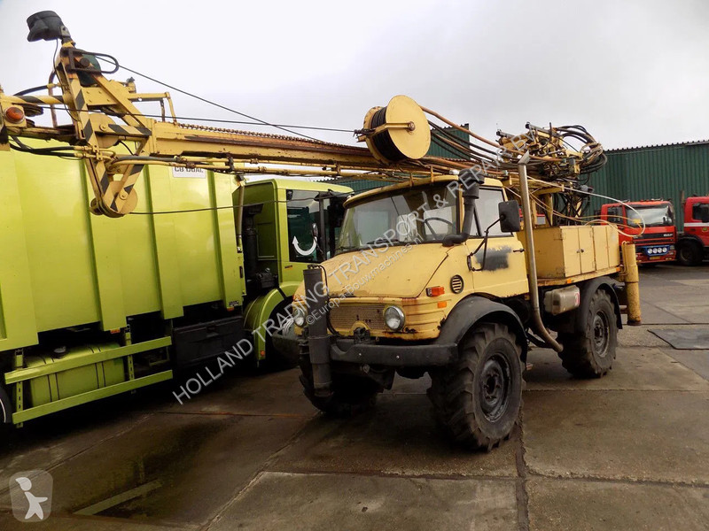 Camion Mercedes U416 KNEBEL HY75