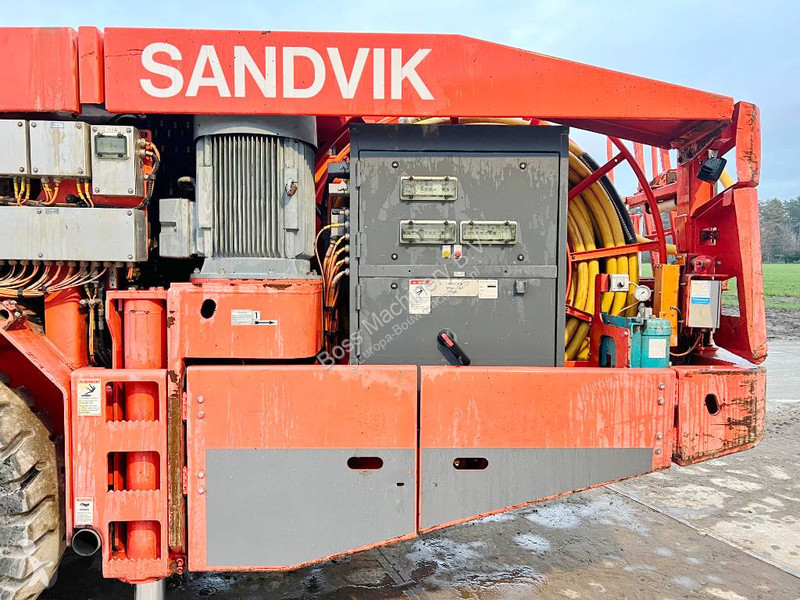 Boormachine, heistelling, sleuvenfrees Sandvik...