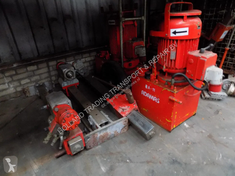 تخريم وتثقيب وتقطيع  andamas hydro unit kernboor