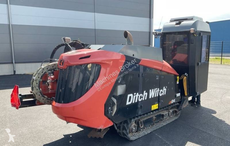 Vrtání, vytloukání, výkopy Ditch-witch JT24