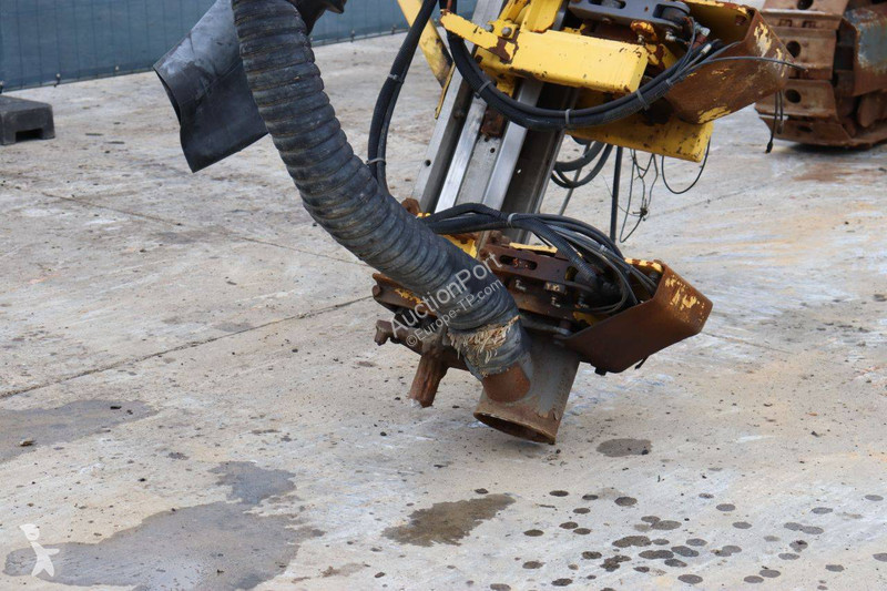 تخريم وتثقيب وتقطيع Atlas Copco D7C