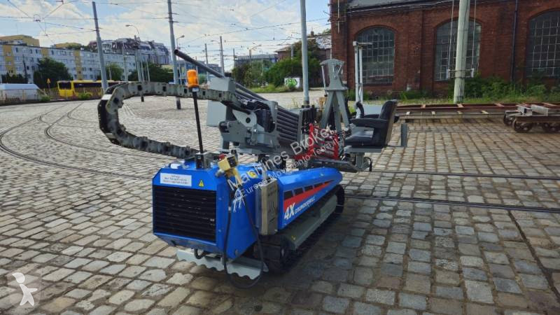 تخريم وتثقيب وتقطيع Tractotechnik 4X