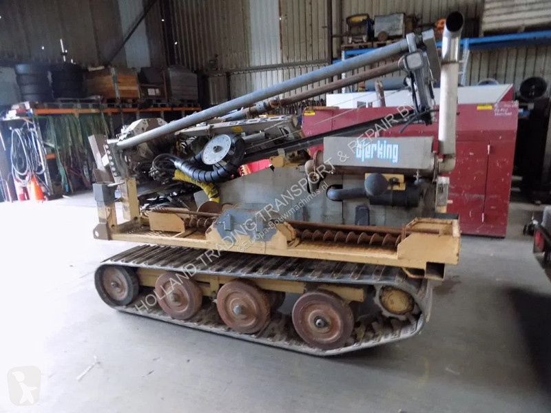 تخريم وتثقيب وتقطيع  Drill Borro boorinstallatie