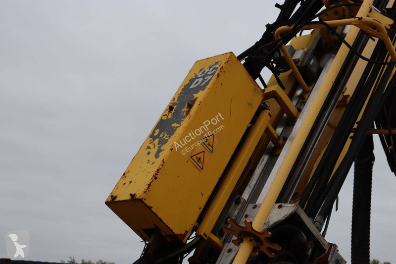 تخريم وتثقيب وتقطيع Atlas Copco D7C