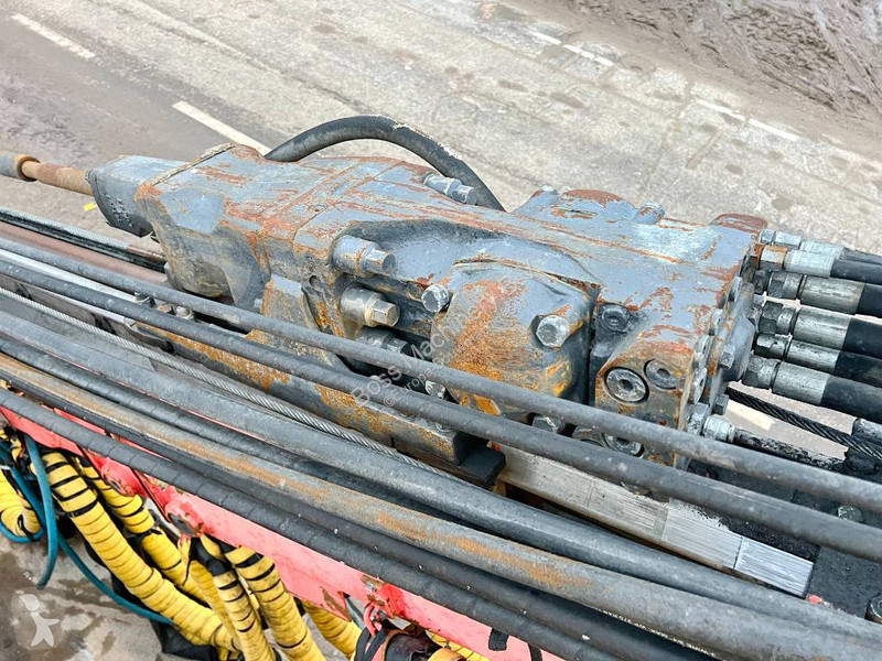 Bore-, hamre-, skæremaskine Sandvik DT1130i...