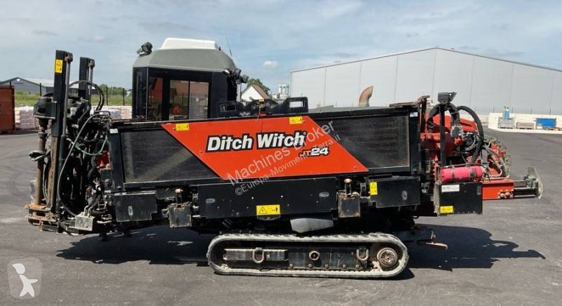 Vrtání, vytloukání, výkopy Ditch-witch JT24