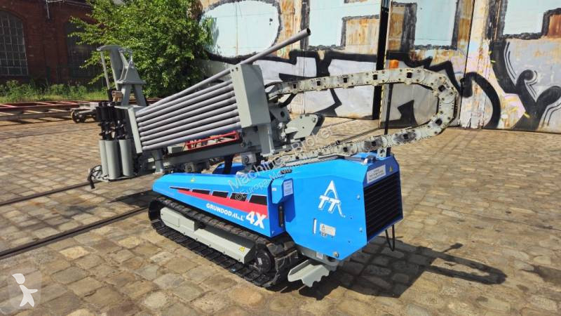 تخريم وتثقيب وتقطيع Tractotechnik 4X