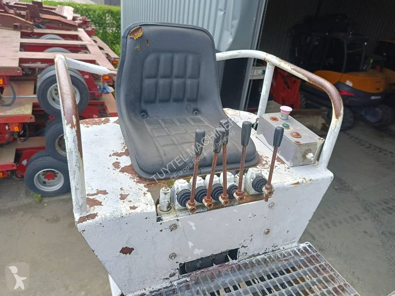 Utilaje pentru drumuri Mercedes atego risa...