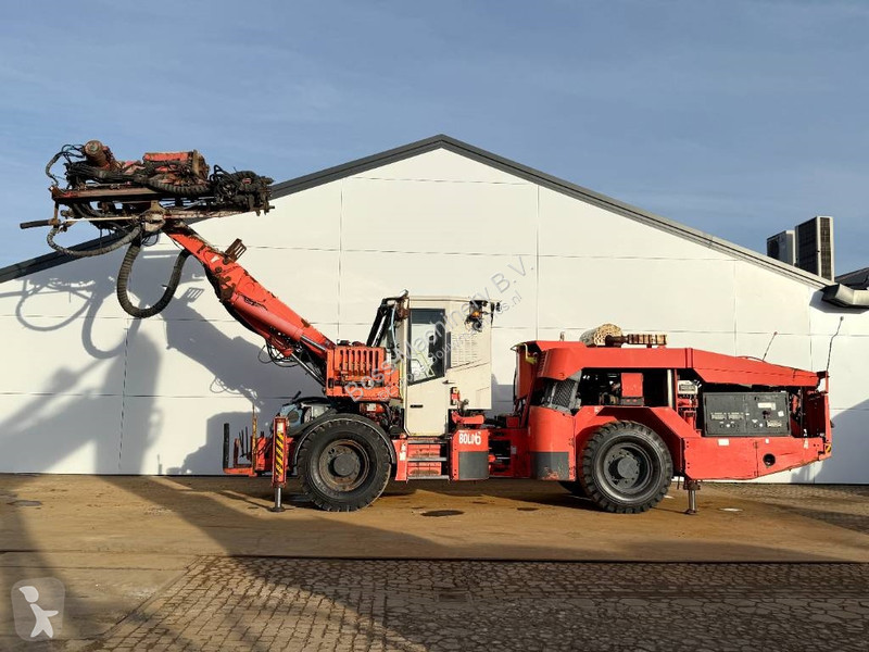 Bore-, hamre-, skæremaskine Sandvik DS511-C...