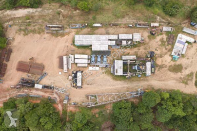 Escavadora de perfuração, de bate-estacas,de valas furadora