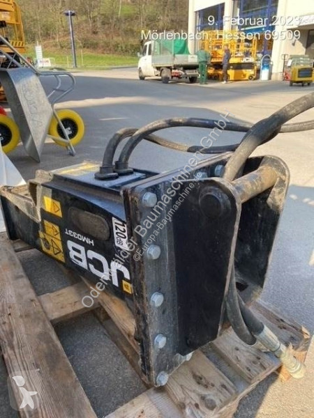 Trivellazione JCB HM033