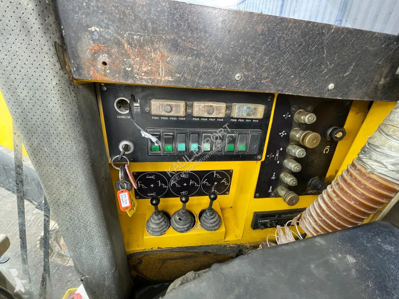 Bore-, hamre-, skæremaskine Atlas Copco F6-34...